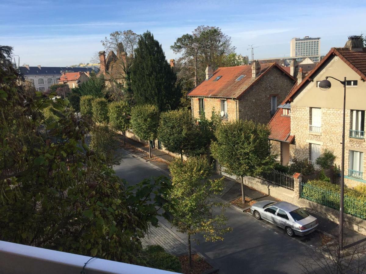 Grand Appartement A Louer Vue Sur Seine Melun Bagian luar foto