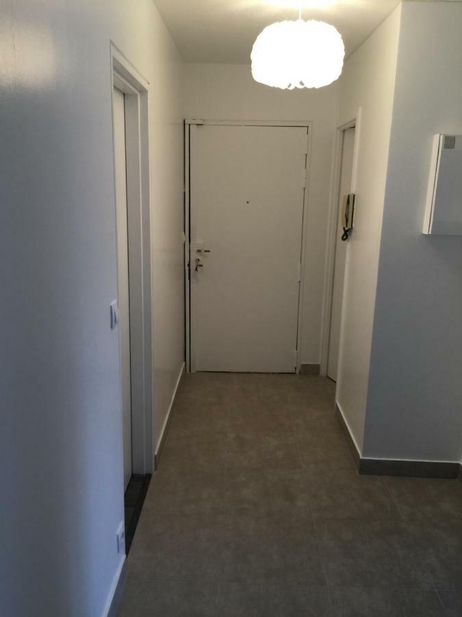Grand Appartement A Louer Vue Sur Seine Melun Bagian luar foto